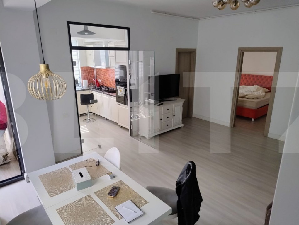 Apartament de vanzare, cu 2 camere, 67 mp, zona Cal. Calaras