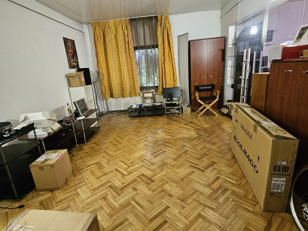 Vila 6 Camere I Capitale