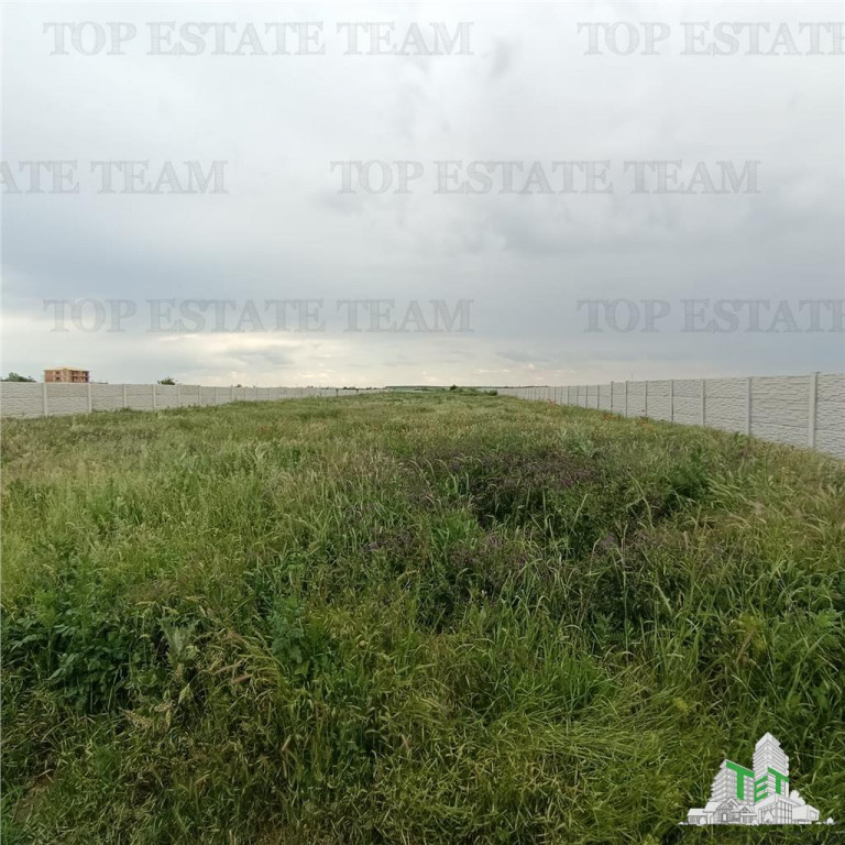 Teren intravilan 5280 mp de / Bragadiru