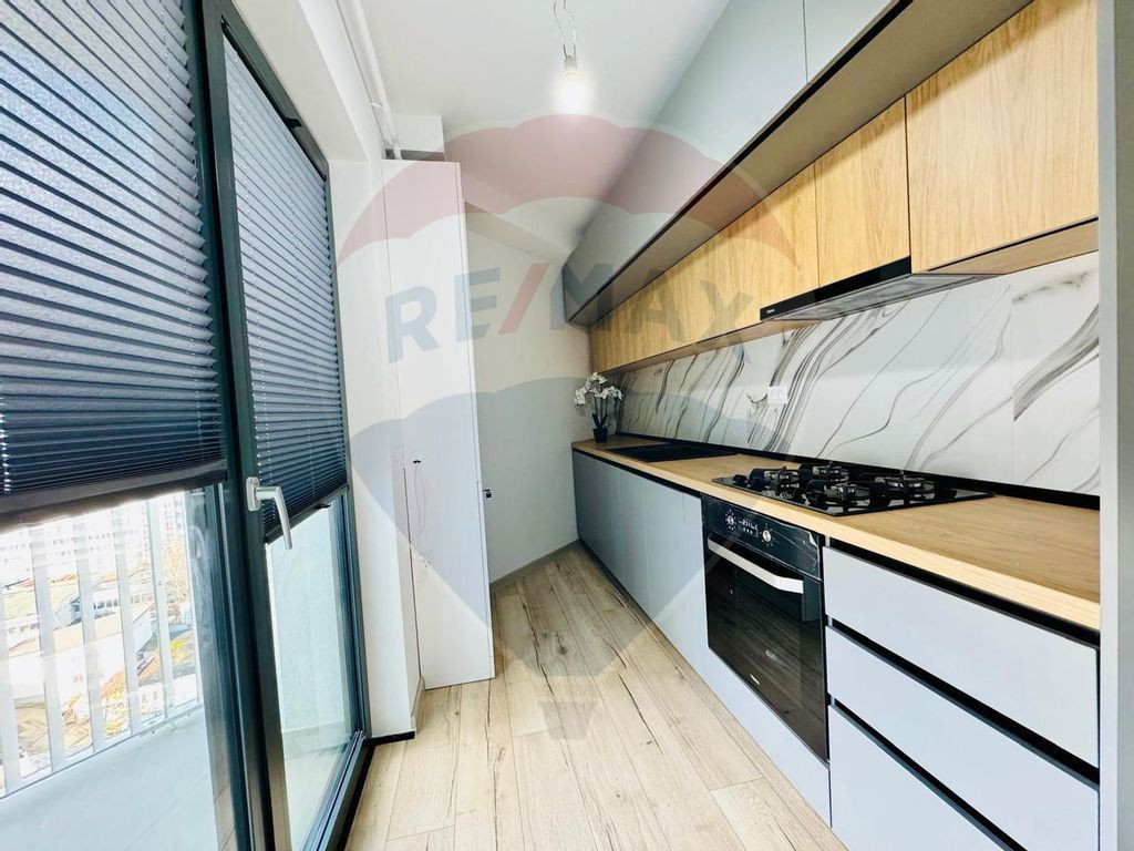 Apartament cu 3 camere de vânzare - AVANERA