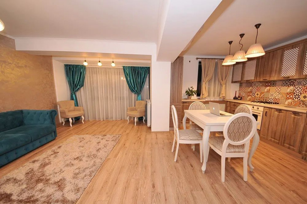 Apartament 3 camere, decomandat, lux, Mazepa