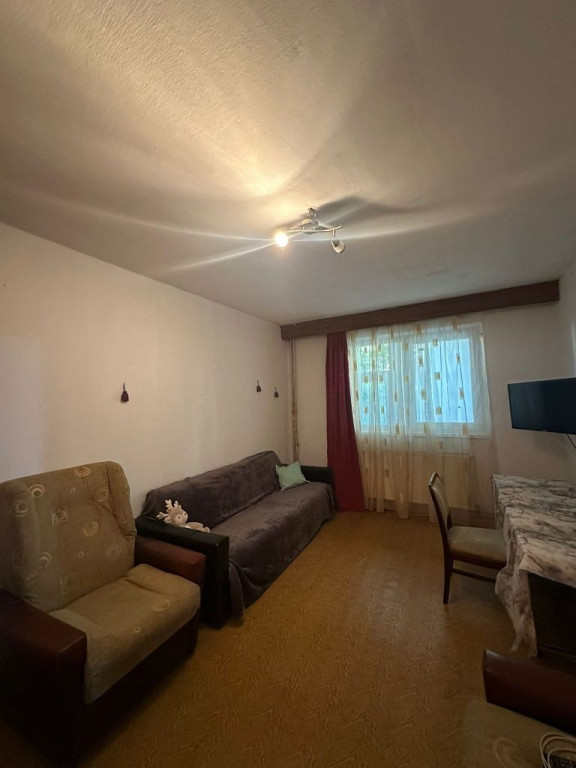 Apartament 3 camere Astra decomandat 88000 EURO