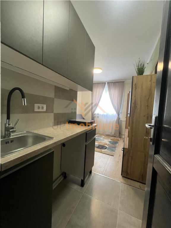 GARSONIERE ETAJ 1 , ZONA DECEBAL