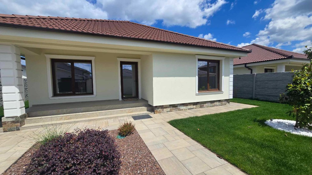 Casa noua 4 cam. de inchiriat, zona Cart. Nufarul/Cihei