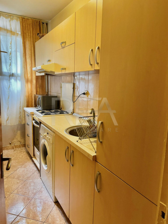 Garsonieră - Titan/Pallady - 2/10 - decomandat - metrou