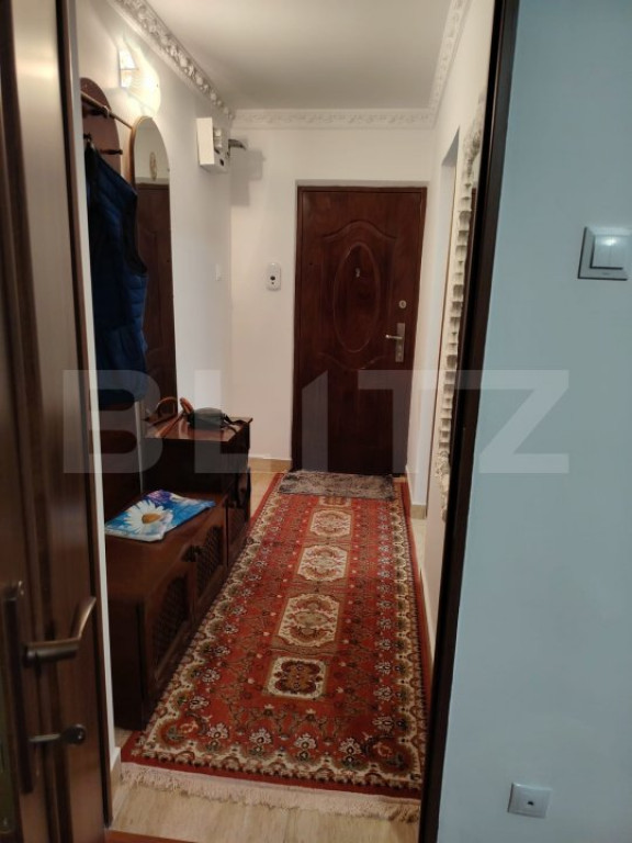 Apartament de vanzare, cu 2 camere, zona Micro 4