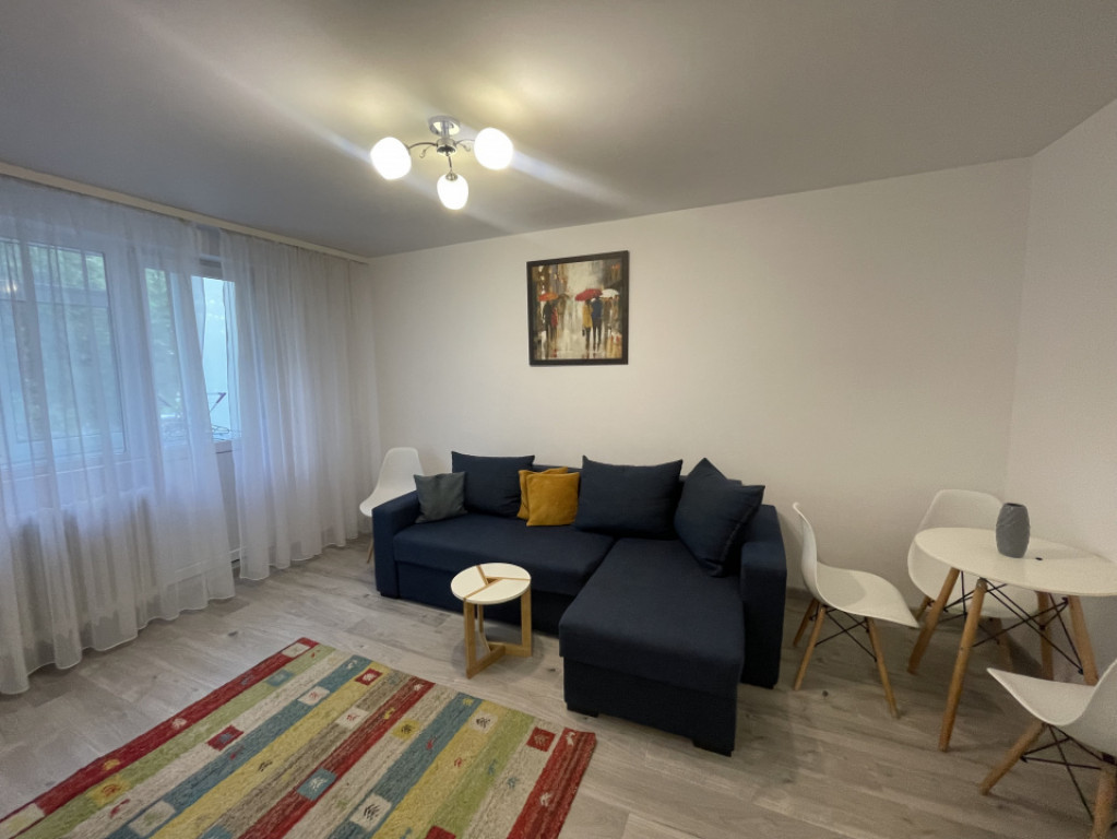 Drumul Taberei, Romancierilor, 2 camere, etaj 2, decomandat,