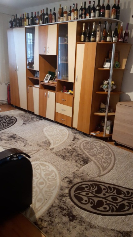 Traian ,zona Materna, 3 camere, decom.,