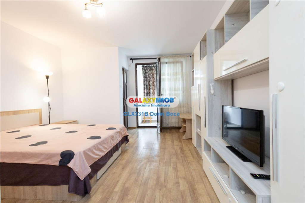 Garsoniera TITAN (Str. Prisaca Dornei)