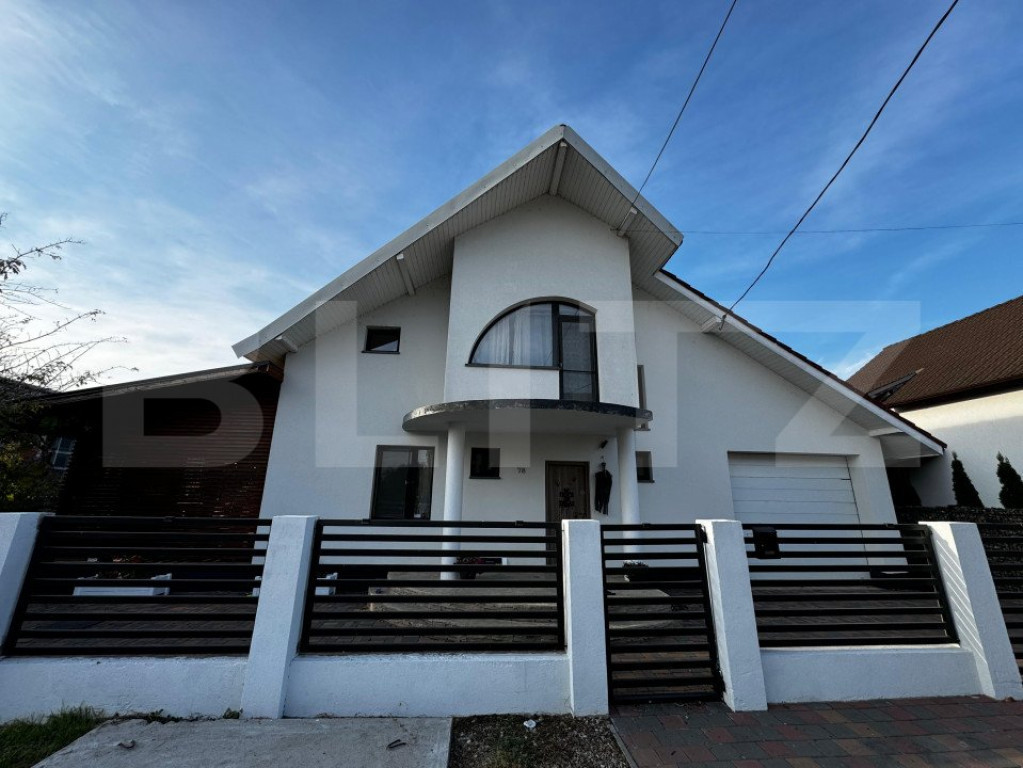 Casă cu 5 camere, in Blaj