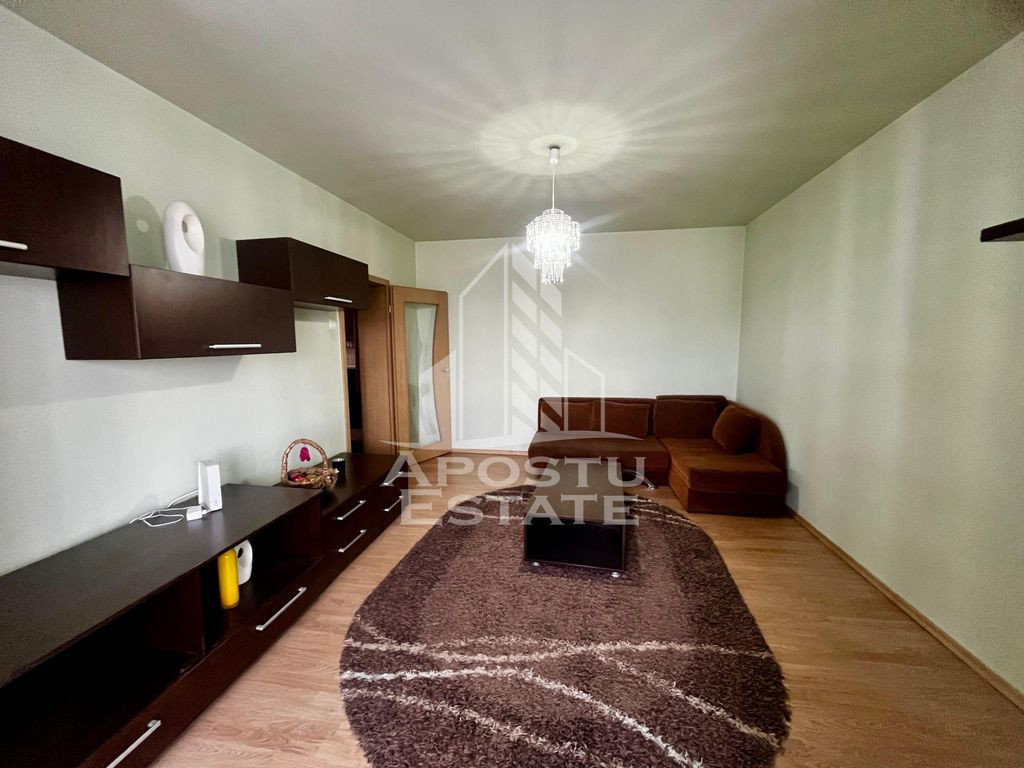 Apartament 3 camere deosebit,decomandat,zona Take Ionescu