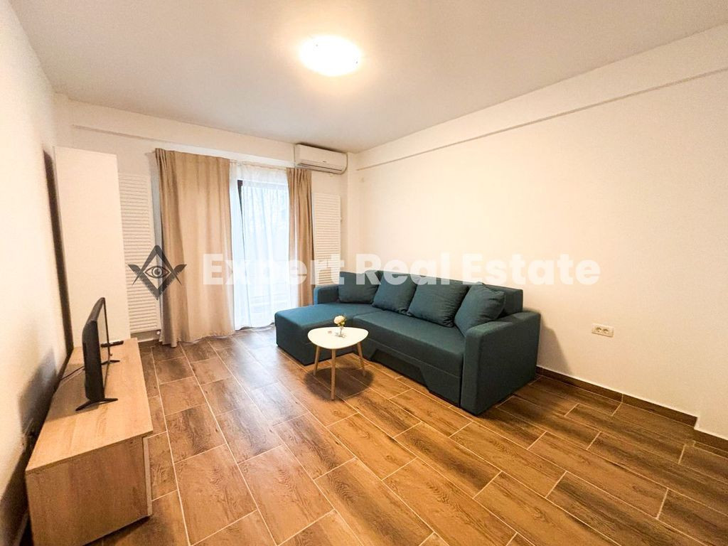 Studio MODERN-SPATIOS--OTOPENI CENTRAL