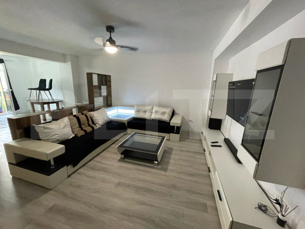 Apartament de vanzare, cu 2 camere, 56 mp, zona-Lombului