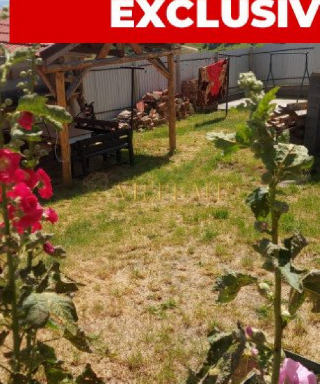 Casa de 6camere, decomandat, 127 mp., curte si gradina in zo