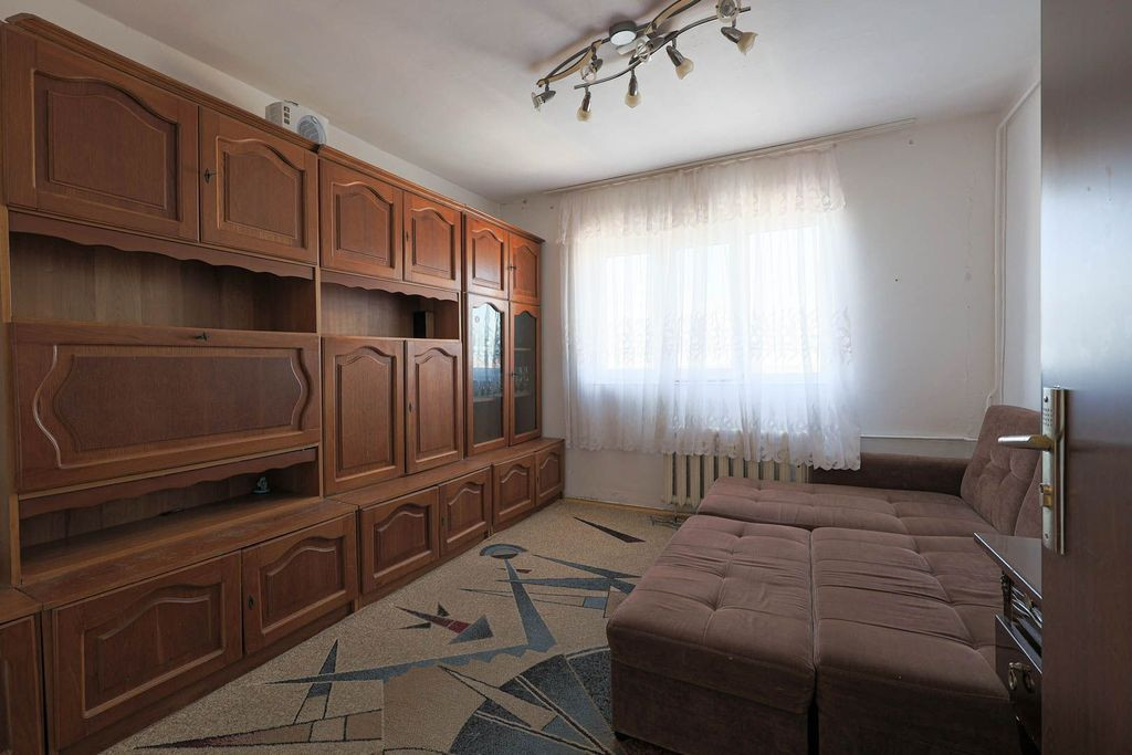 PRET NOU! Apartament 3 camere decomandat – Aradul Nou -...