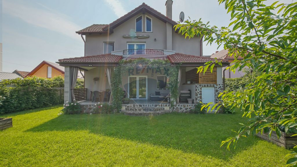 Vila de vanzare in Codlea, zona Gradinarilor | Comision 0%