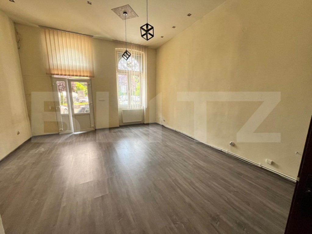 Spatiu birou de închiriat, 60 mp, zona Tribunalul Bistrita