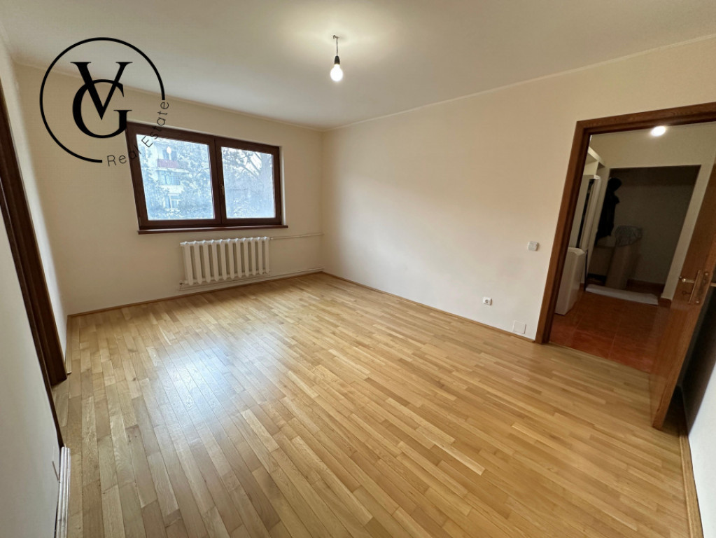 Apartament 2 camere nemobilat - zona Tomis 3