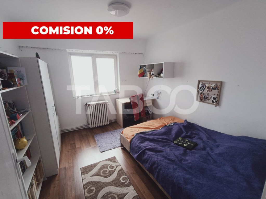 Apartament decomandat 4 camere 77 mp utili pivnita Cetate Al