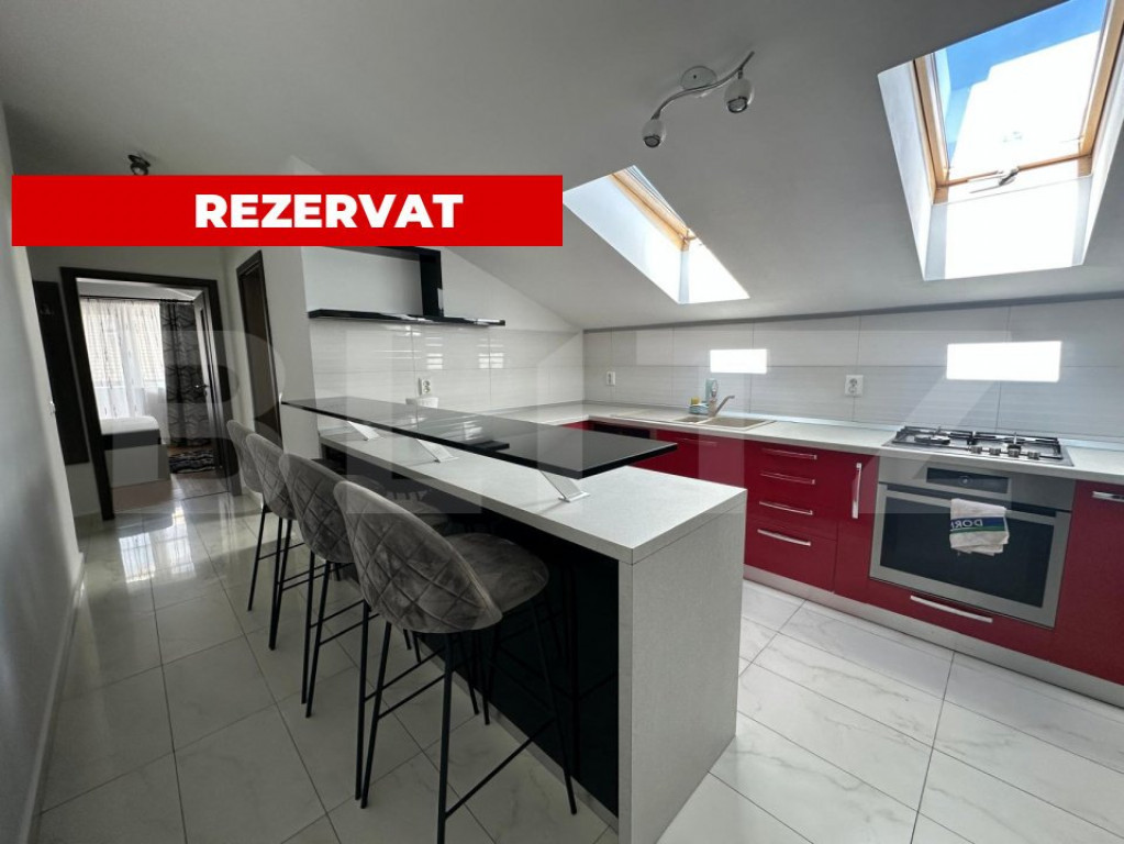 Apartament spatios cu 4 camere, renovat, utilat - Rasnov, Br