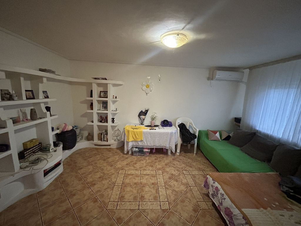 Apartament 3 camere zona Tomis III