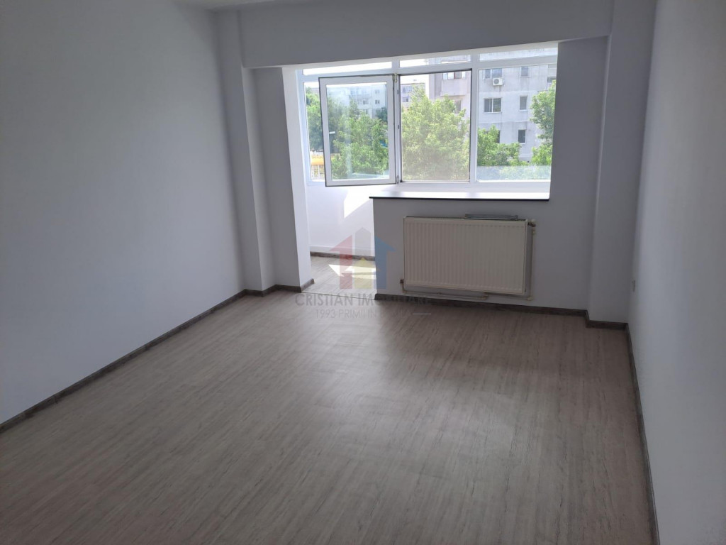 Renovat, 2 cam conf 1 Decomandat, Obor etaj 3 LIBER