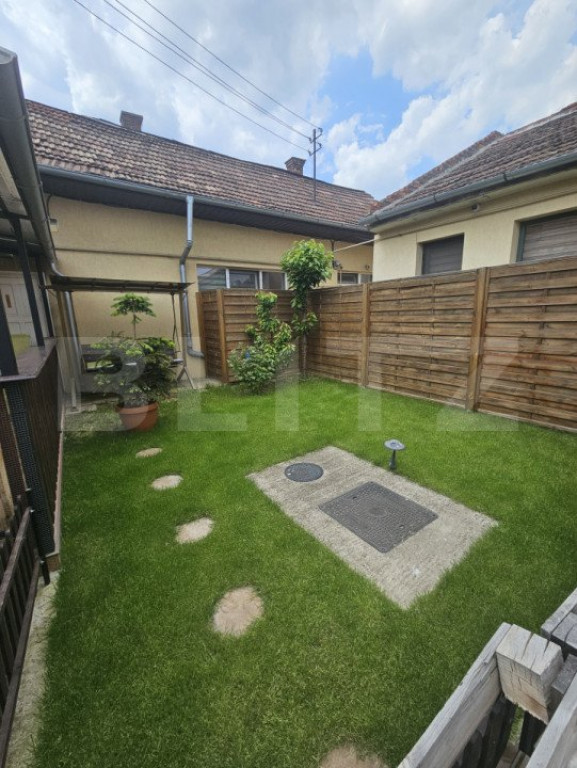 Casa 5 camere, 180 mp utili, 400 mp teren, zona semicentrala