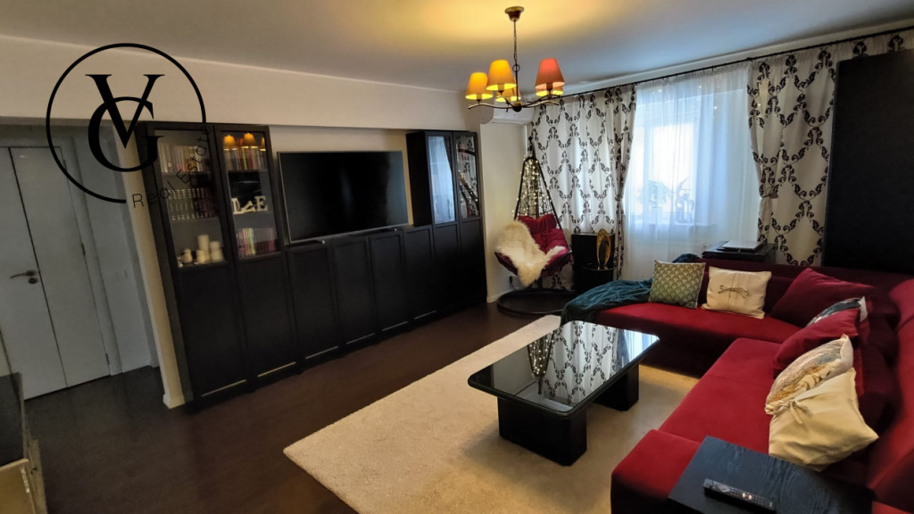 Apartament decomandat cu 3 camere în zona Aviației