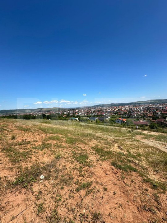 Teren intravilan 747 mp, zona Cetate, cu autorizatie de cons