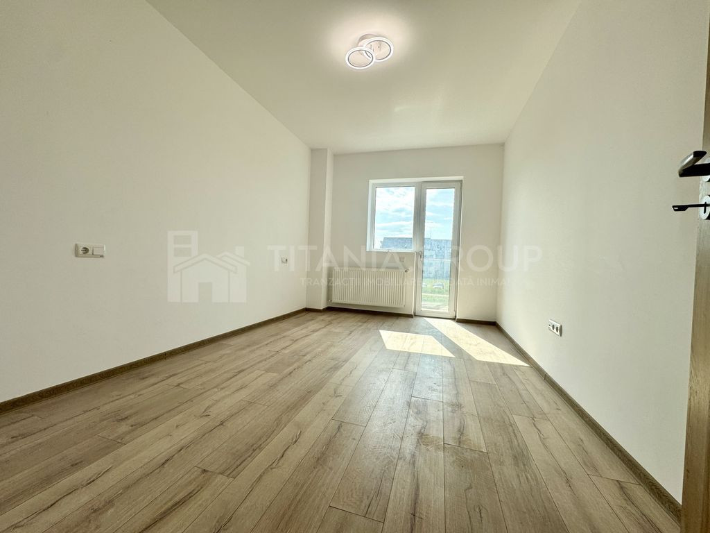 Apartament 3 camere decomandat, 2 băi , parcare, etaj 1,...