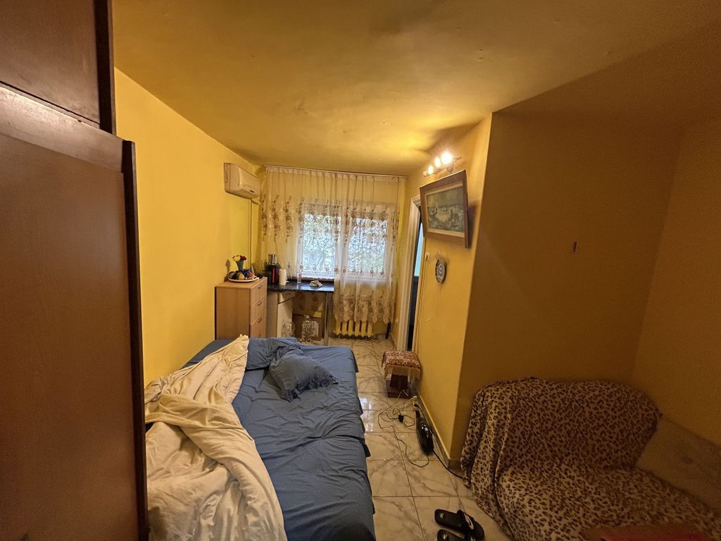 Garsoniera zona Tomis III