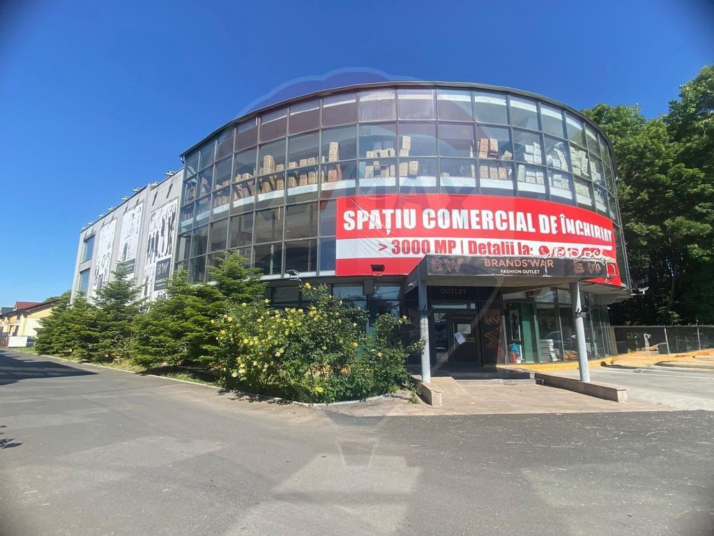 DE INCHIRIAT Spațiu comercial de 3,000mp Otopeni Nord