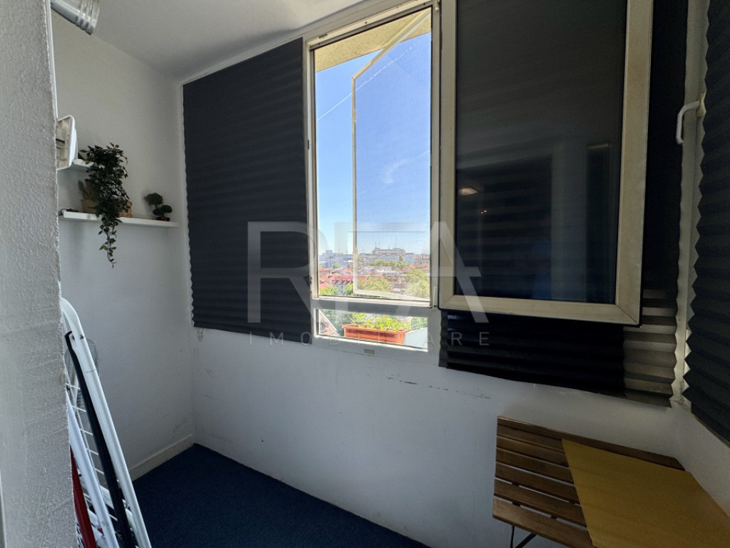 Garsonieră în Titulescu cu Vedere pe Spate