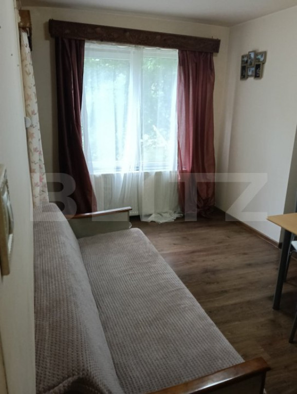 Apartament 2 camere ,33 mp, zona Solidaritatii