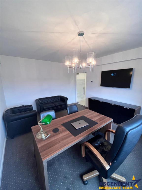 Apartament in vila interbelica:rezidential servicii,Centrul