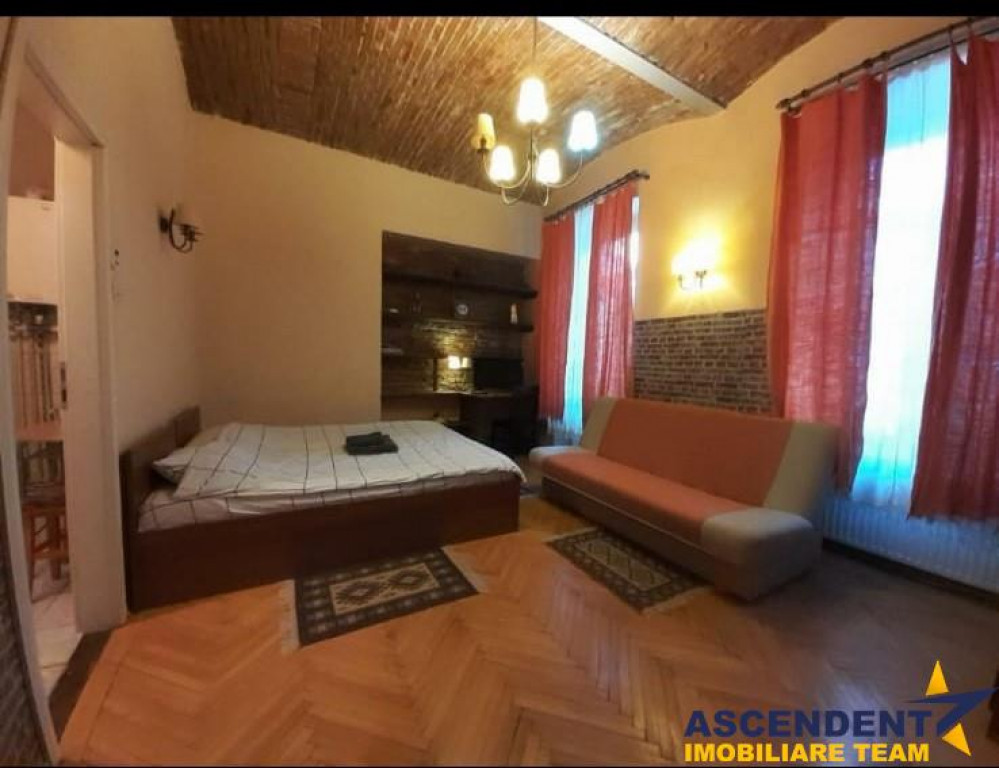 Garsoniera cocheta, Centrul Istoric, Republicii - Piata Sfat