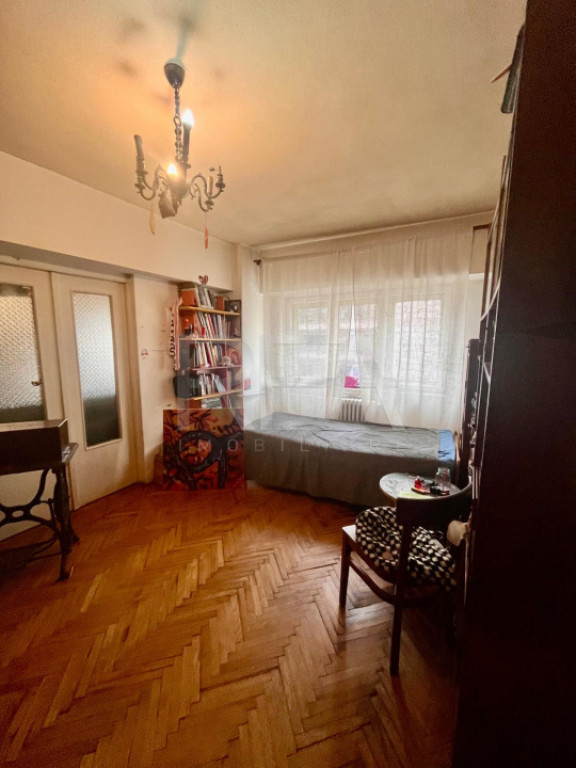 Apartament 4 camere spatios+ Parcare / Scoala Iancului