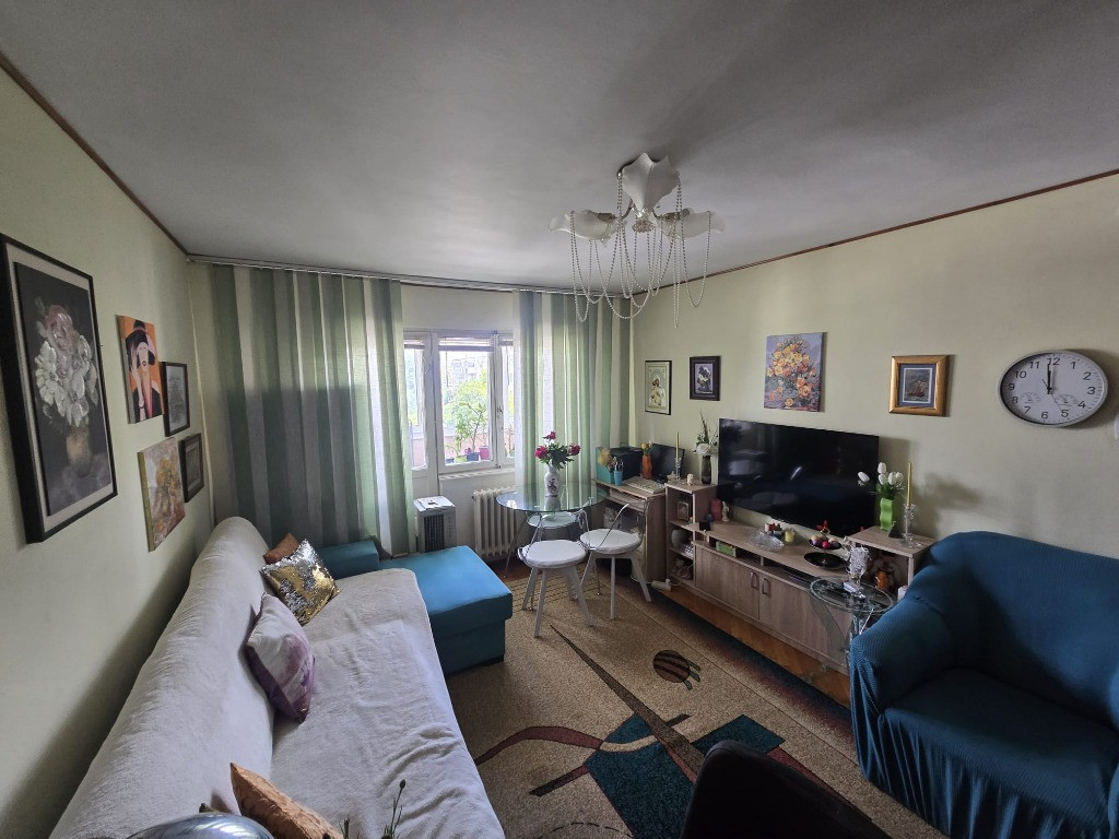 Ap. 2 cam cf I sd zona Hipodrom Microhala