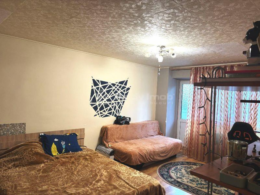 Militari - Metrou Lujerului - garsoniera -72000E- loc parca