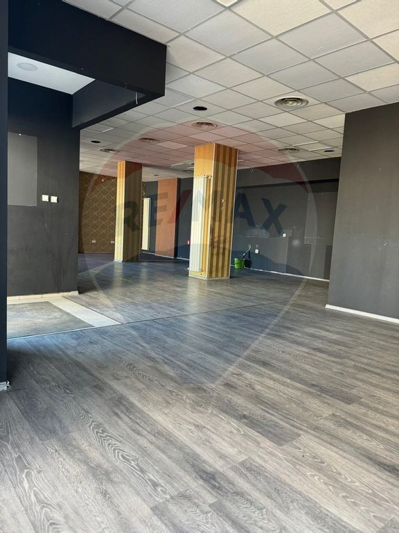 Spațiu comercial de 57mp de vânzare în zona Central