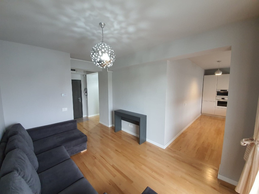 Apartament 3 camere de inchiriat, Prima Premium Sucevei