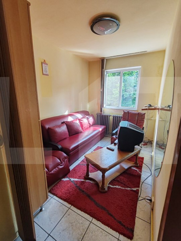 Apartament de vanzare, cu 3 camere, 60 mp, zona Iulius Mall