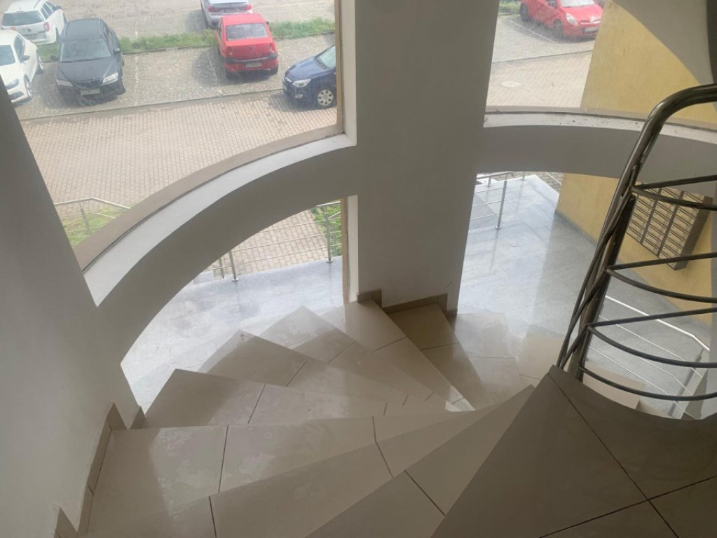 Garsoniera de vanzare, 46 mp, in complex rezidential, bloc n