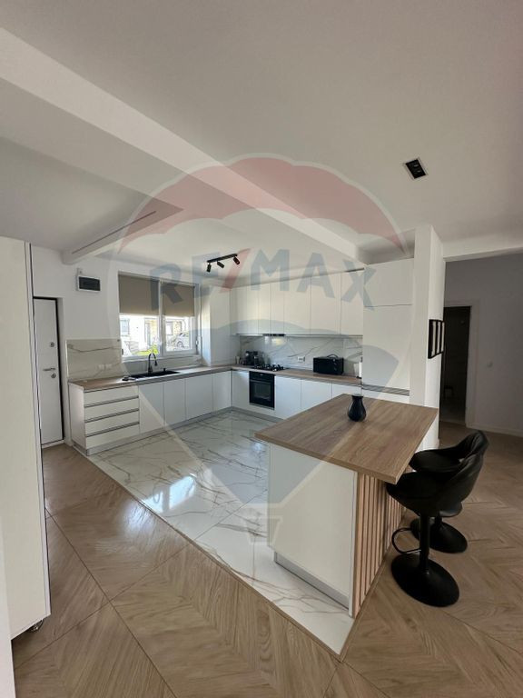 Vila cu 5 camere de inchiriat în Domnesti