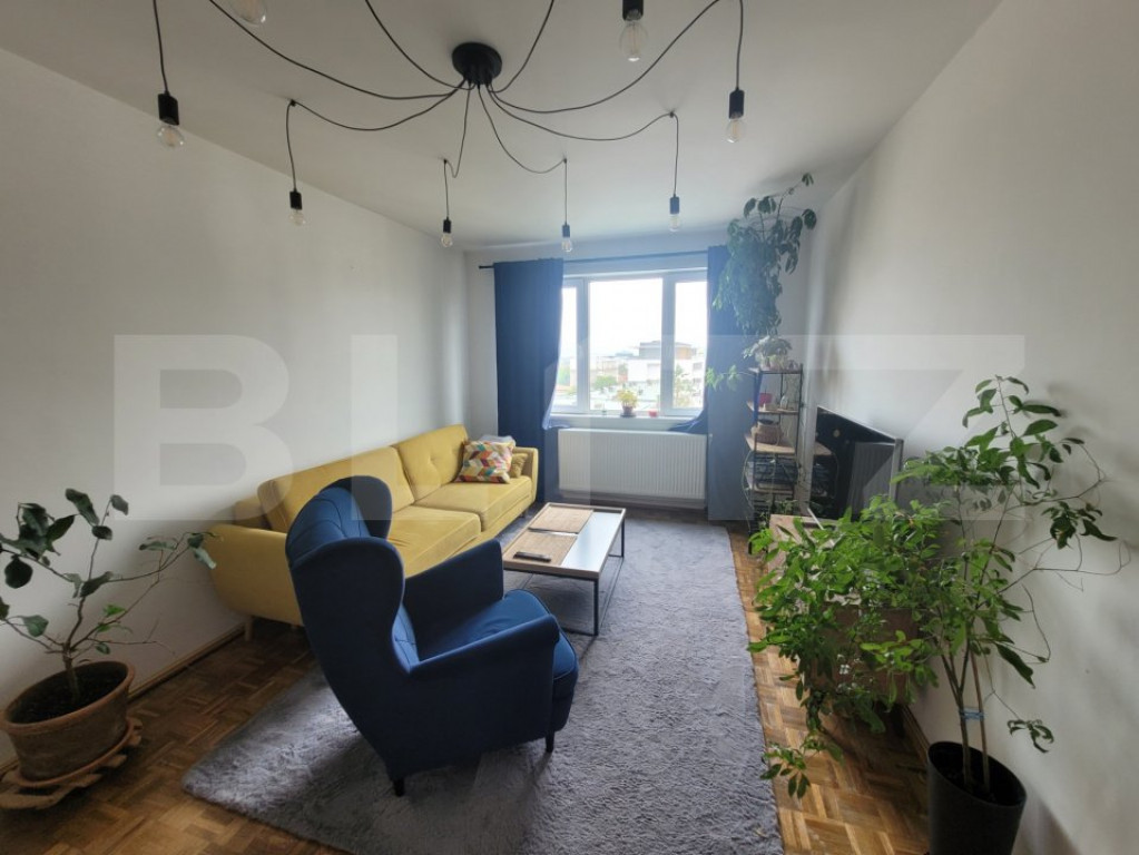 Apartament de vanzare cu 2 camere decomandate, 50 mp zona Se