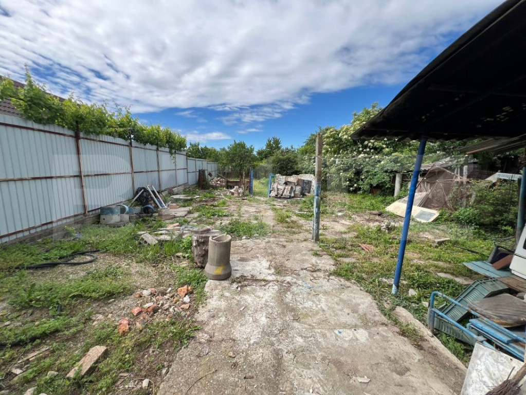 Teren intravilan, 1834 mp, Str. Varful Mandra