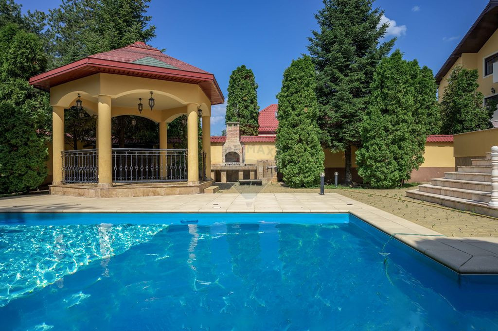 Casă Elegantă și Modernă în Pipera, Aproape de Erou ...