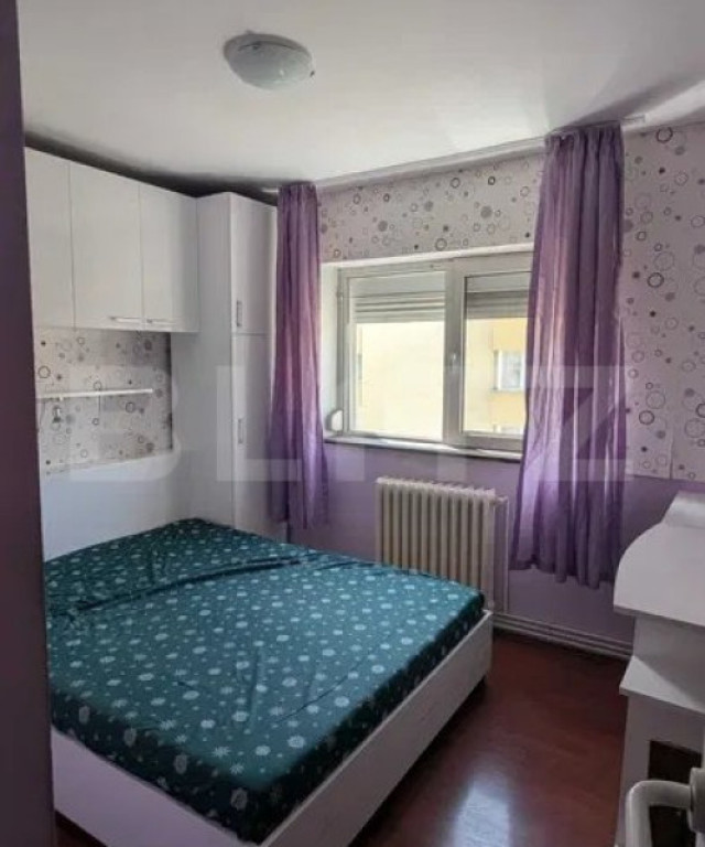 Apartament 2 camere, balcon, zona Strazii Primaverii