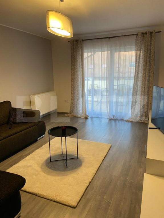 Apartament de vanzare, cu 3 camere decomandat, 82 mp, zona