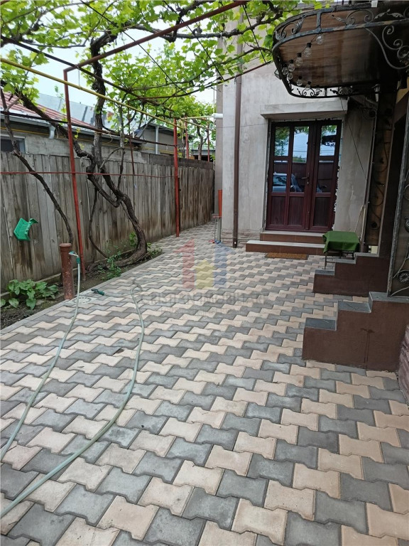 VILA, P M, 2017, zona Chercea, Se vinde MOBILTA!